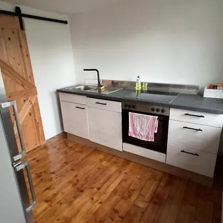 Rum i privatbostad Mehrere In Erster Lage *